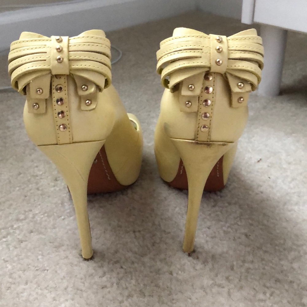Schutz heels